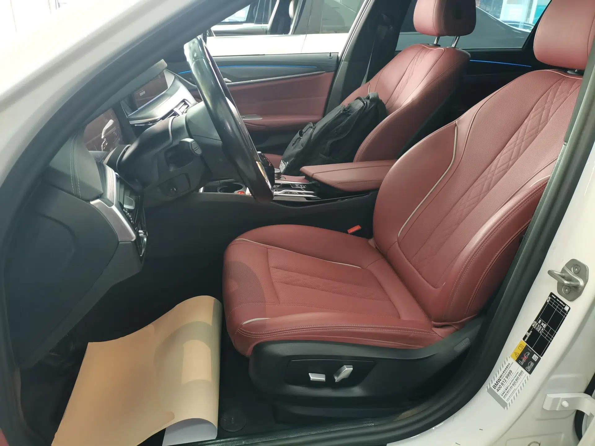 BMW 5 Series New Energy 2022 Second Facelift 535Le M Sport Package — миниатюра 17
