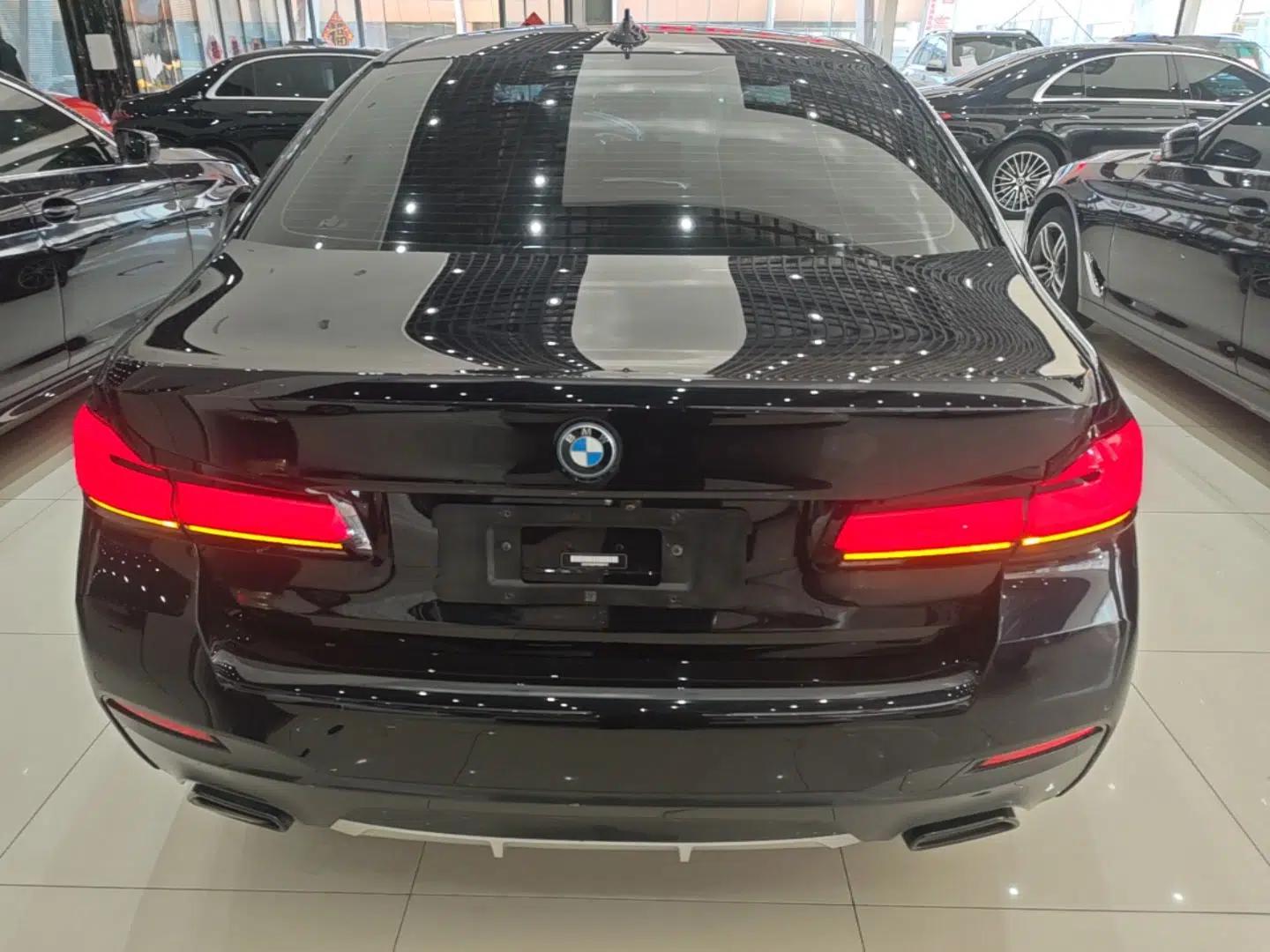 BMW 5 Series New Energy 2022 Restyled 535Le Pioneer Edition M Sport Package — миниатюра 5