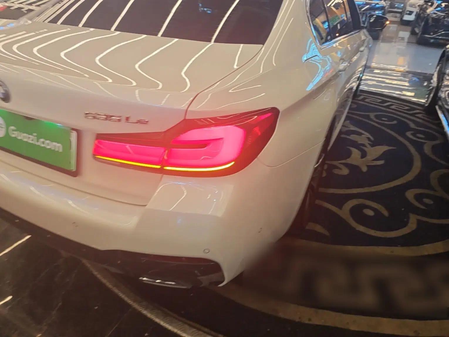 BMW 5 Series New Energy 2022 Second Facelift 535Le M Sport Package — миниатюра 9