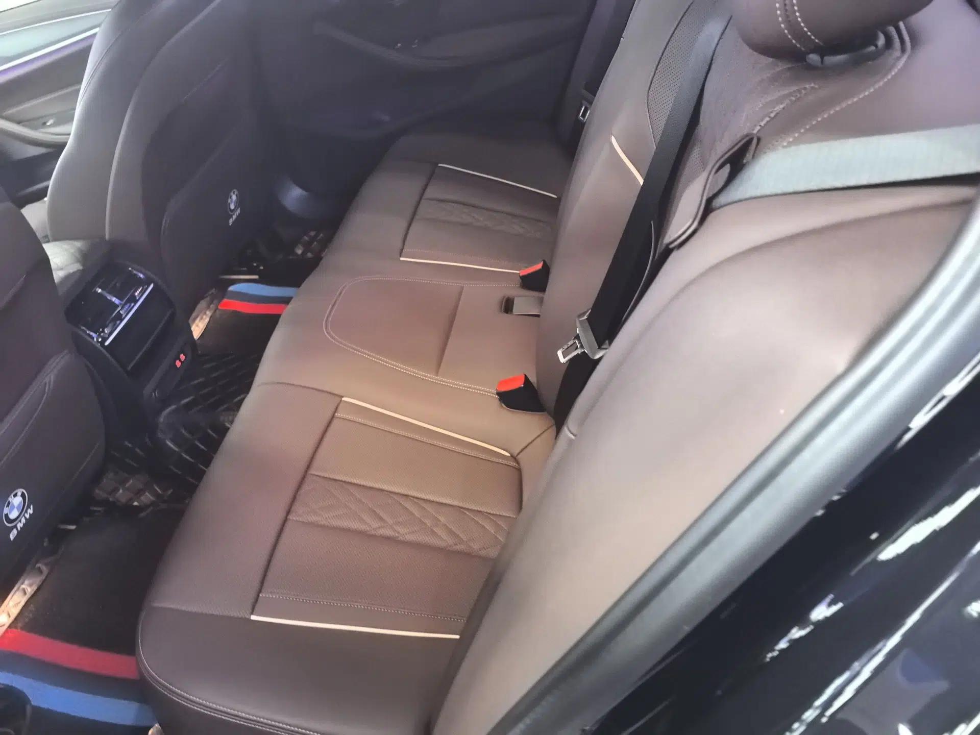 BMW 5 Series New Energy 2022 Restyled 535Le M Sport Package — миниатюра 18