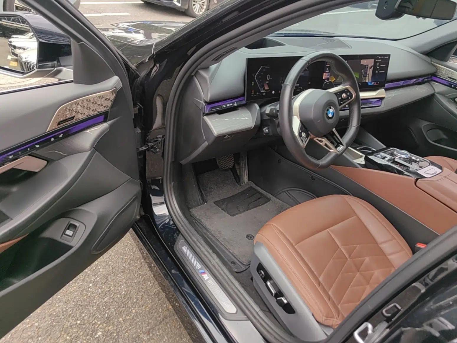 BMW 5 Series 2024 530Li Luxury Edition M Sport Package — миниатюра 18