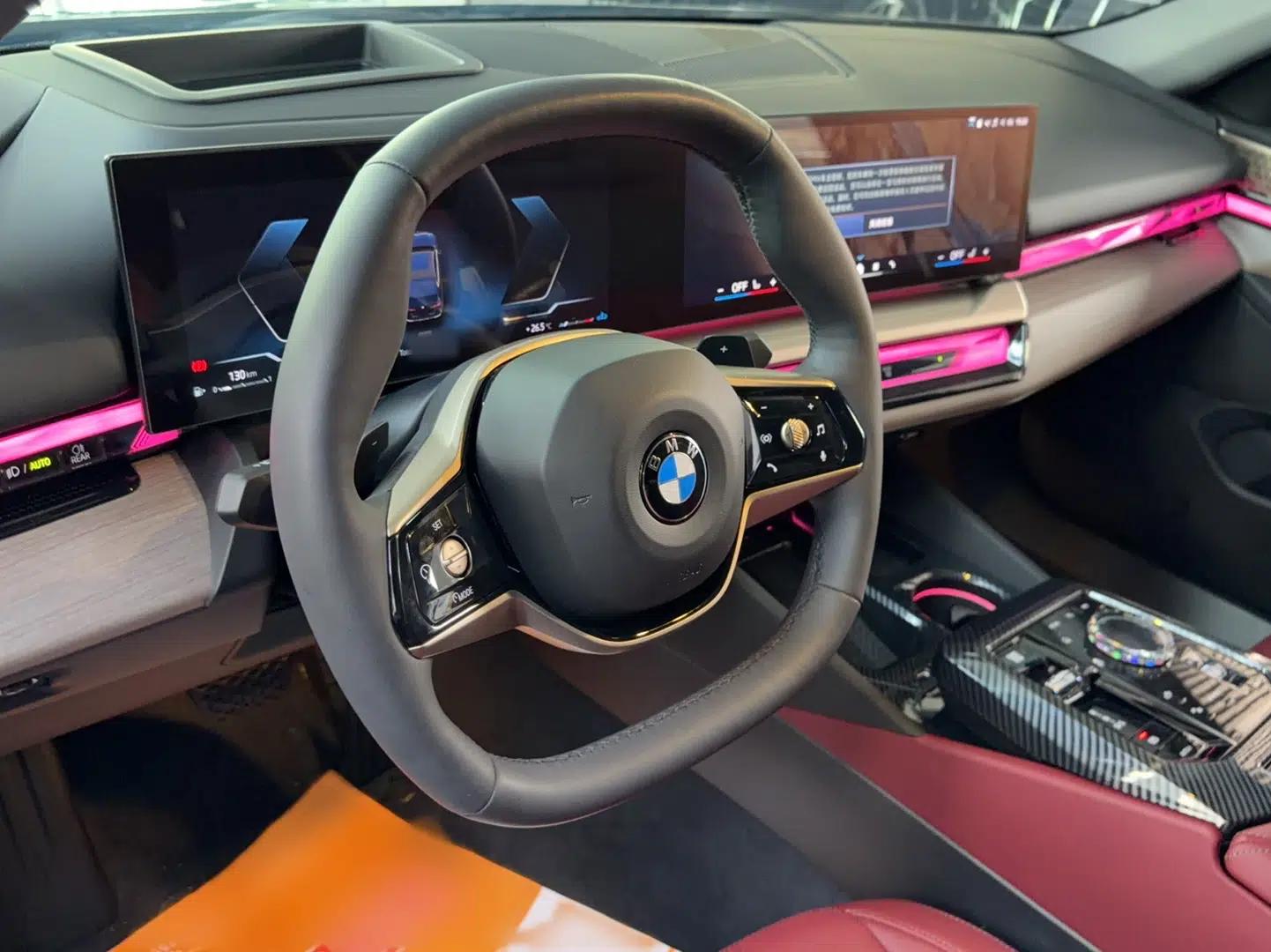 BMW 5 Series 2024 530Li Luxury Package Premium Edition — миниатюра 8