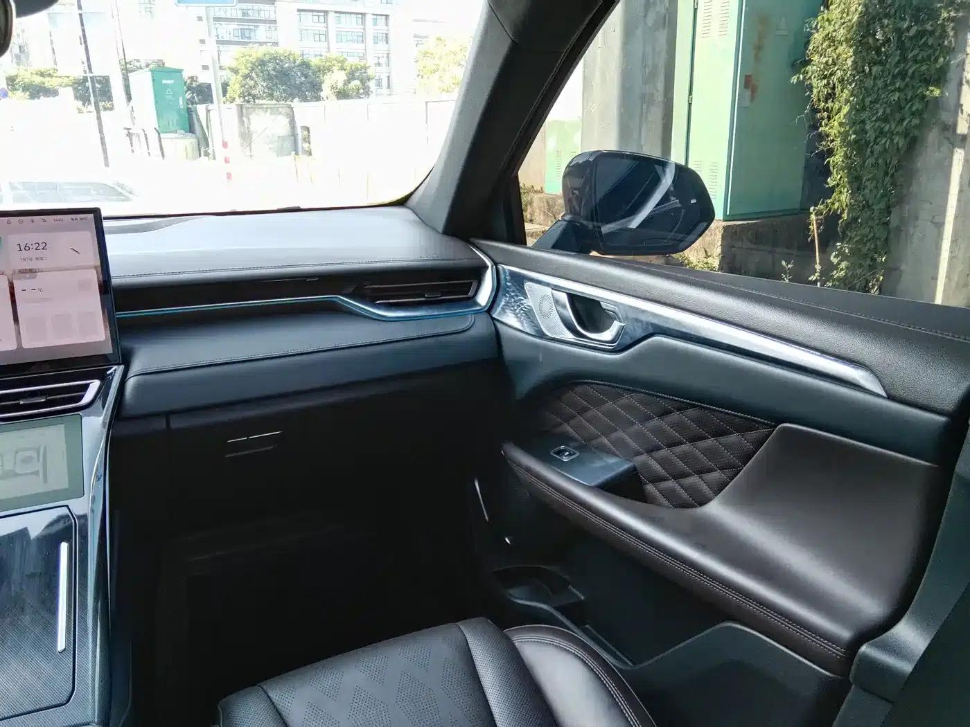 Wei brand Mocha 2021 2.0T 2WD Extra Rich Edition — миниатюра 9