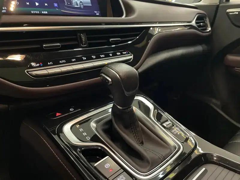 Trumpchi M6 2023 PRO 270T WDCT Luxury Edition — миниатюра 16