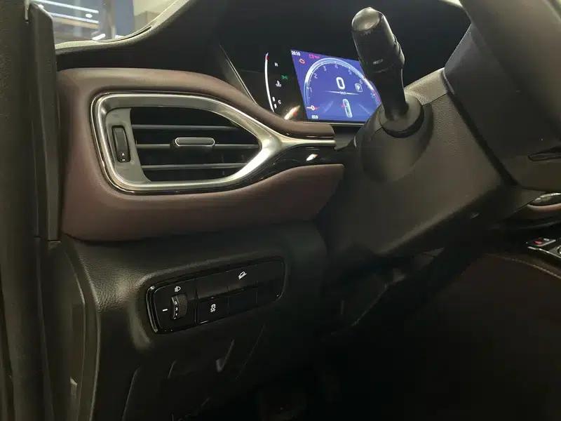 Trumpchi M6 2023 PRO 270T WDCT Luxury Edition — миниатюра 17