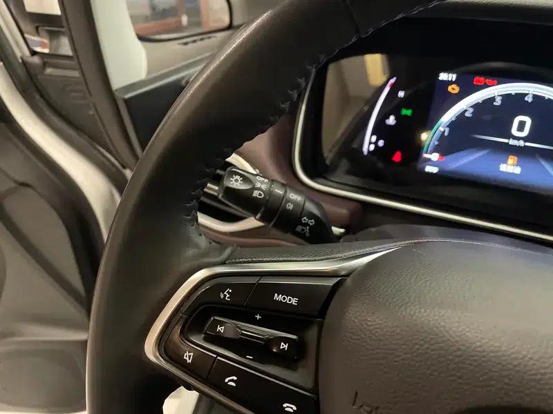 Trumpchi M6 2023 PRO 270T WDCT Luxury Edition — миниатюра 18