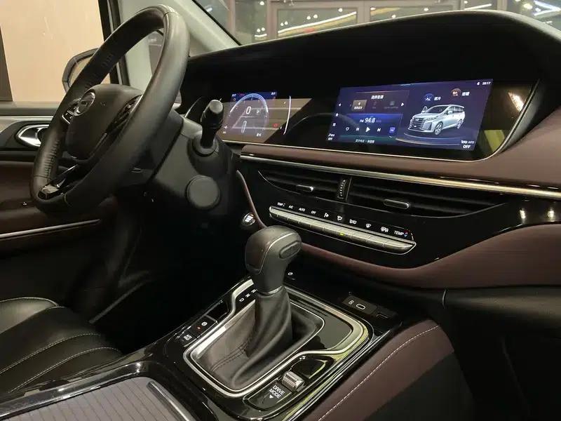 Trumpchi M6 2023 PRO 270T WDCT Luxury Edition — миниатюра 19