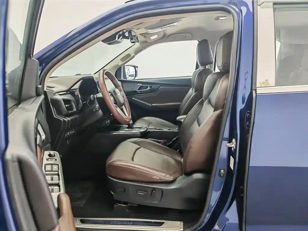 D-MAX 2021 1.9T Automatic 4WD Diesel Global Edition RZ4E — миниатюра 10