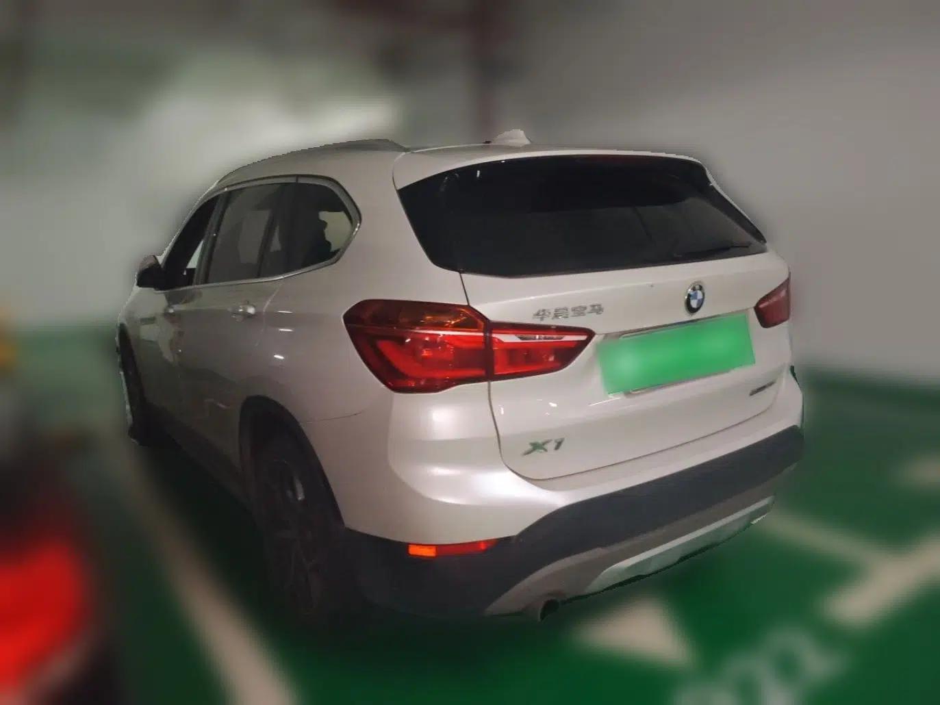 BMW X1 2018 sDrive18Li Luxury Model — миниатюра 4