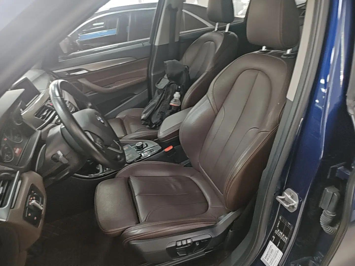 BMW X1 2018 sDrive18Li Luxury Model — миниатюра 17