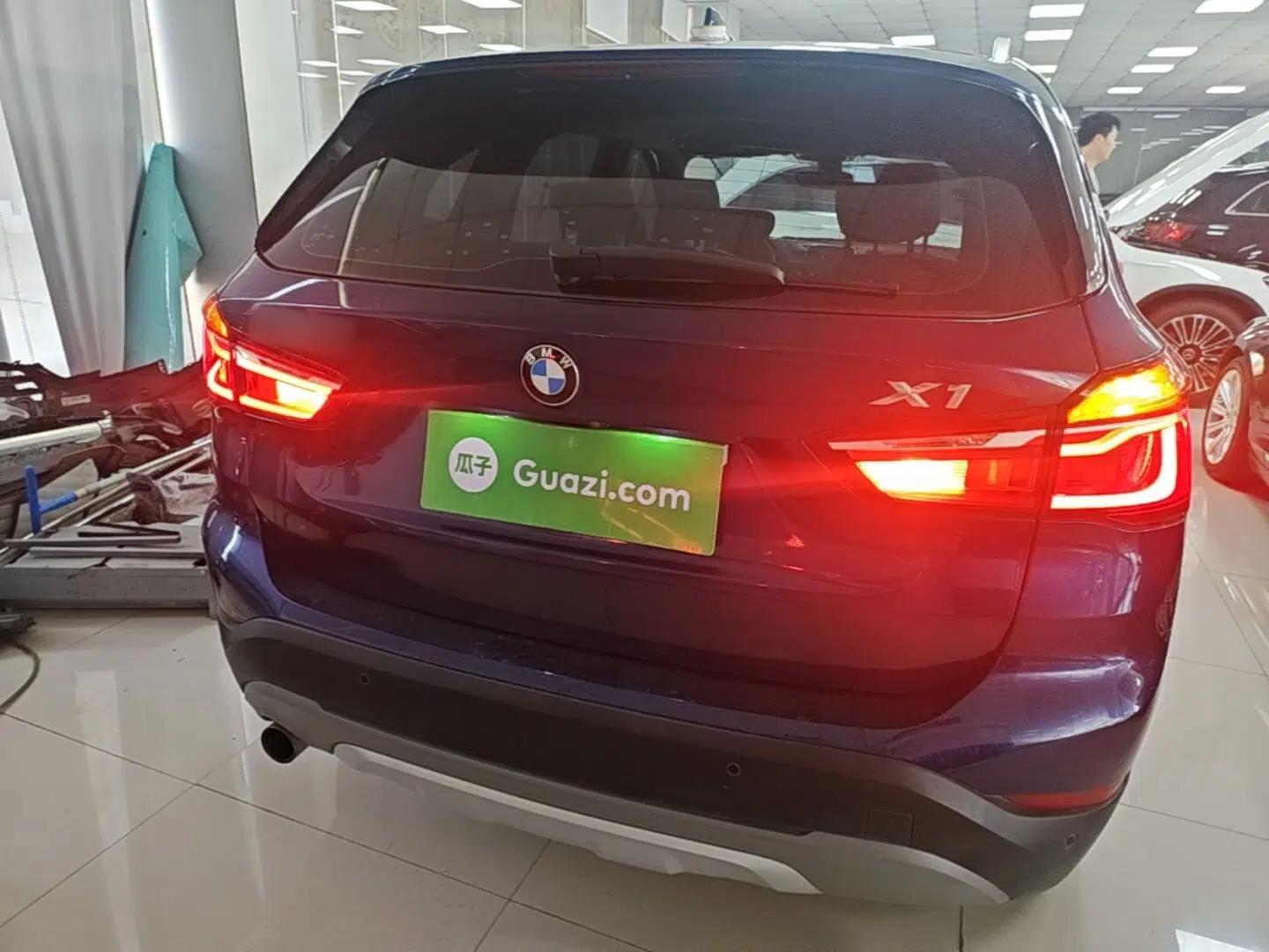 BMW X1 2018 sDrive18Li Luxury Model — миниатюра 5