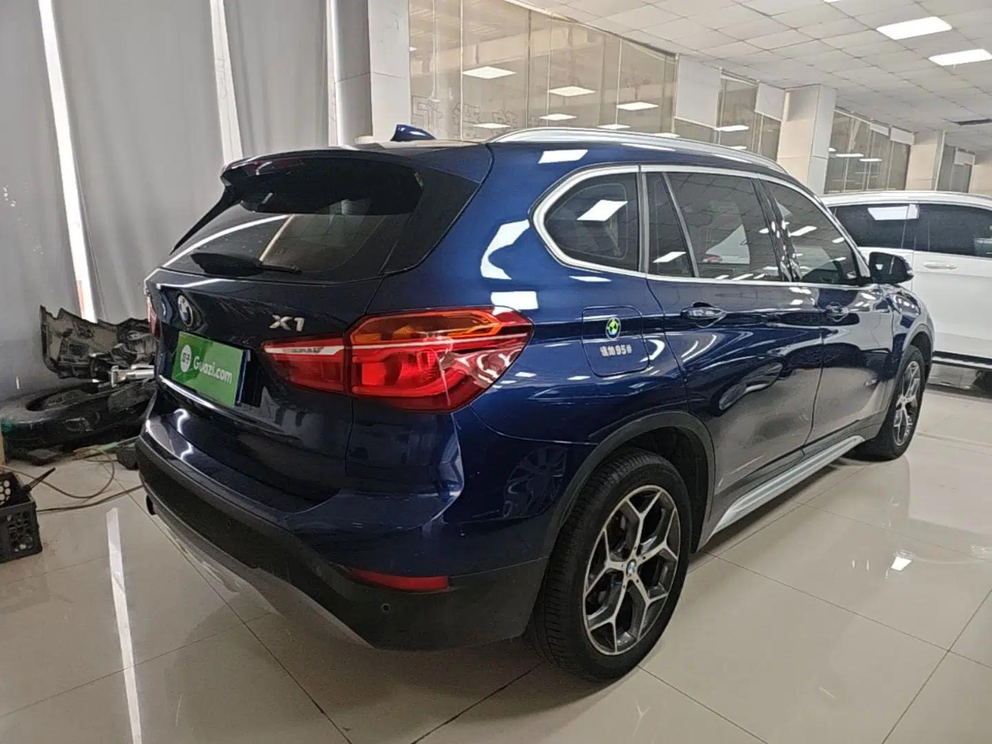 BMW X1 2018 sDrive18Li Luxury Model — миниатюра 6