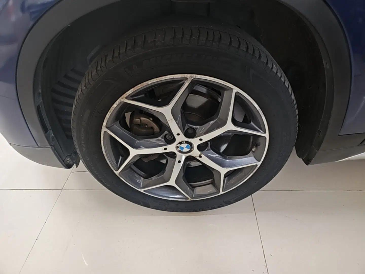 BMW X1 2018 sDrive18Li Luxury Model — миниатюра 10
