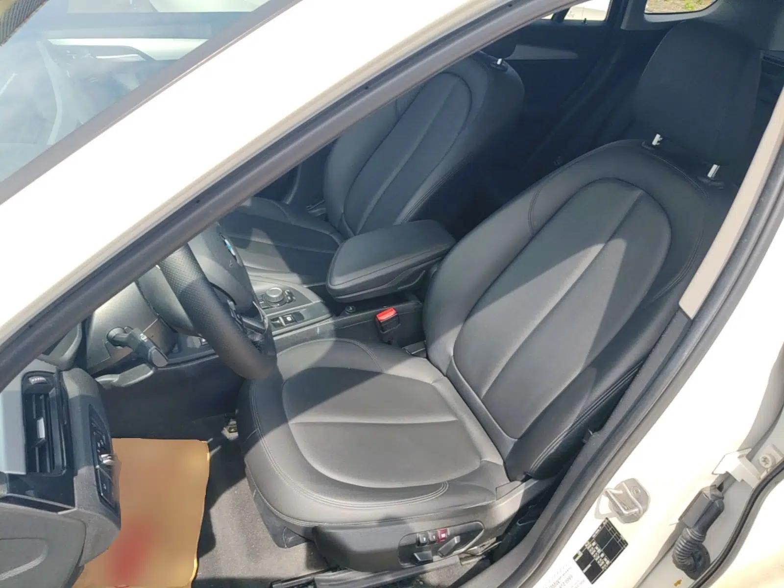 BMW X1 2016 sDrive18Li Fashion Model — миниатюра 22
