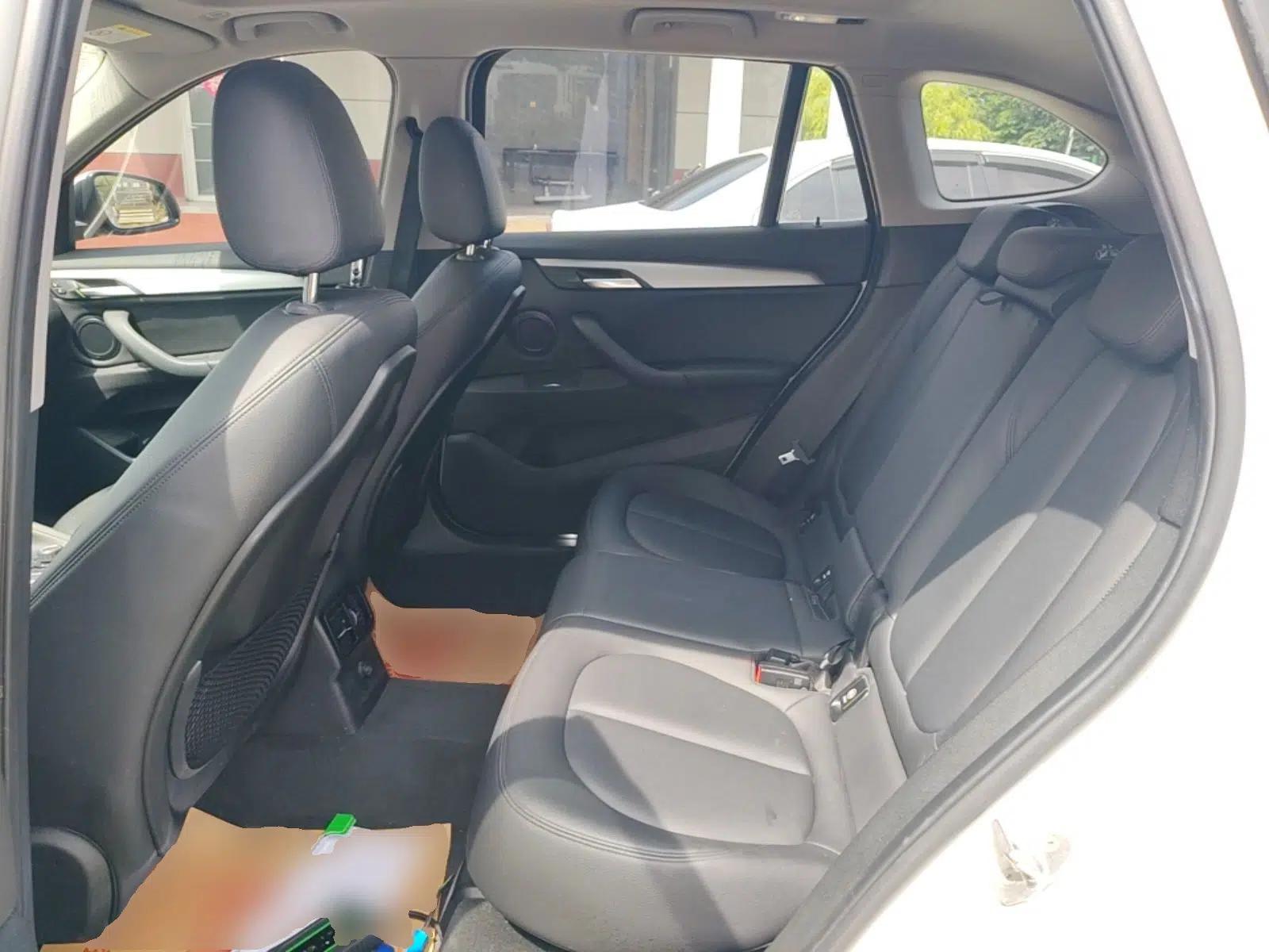 BMW X1 2016 sDrive18Li Fashion Model — миниатюра 25