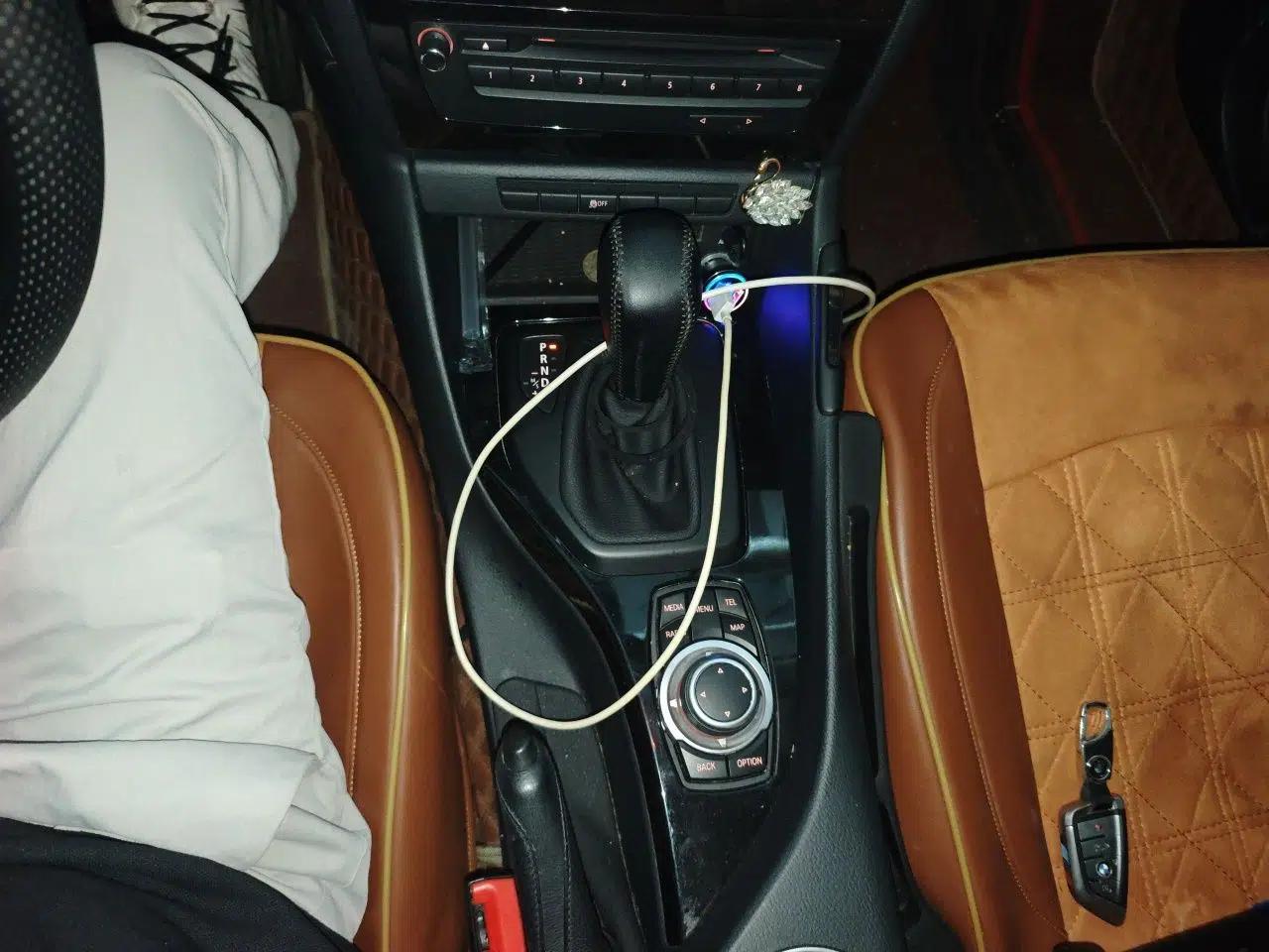 BMW X1 2013 sDrive18i Leading Model — миниатюра 14