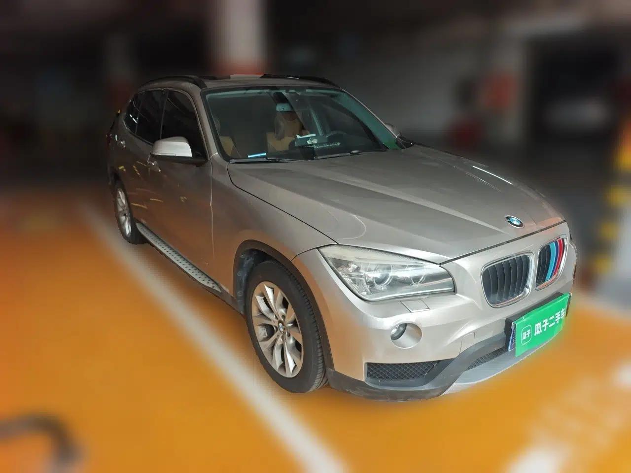 BMW X1 2013 sDrive18i Leading Model — миниатюра 3