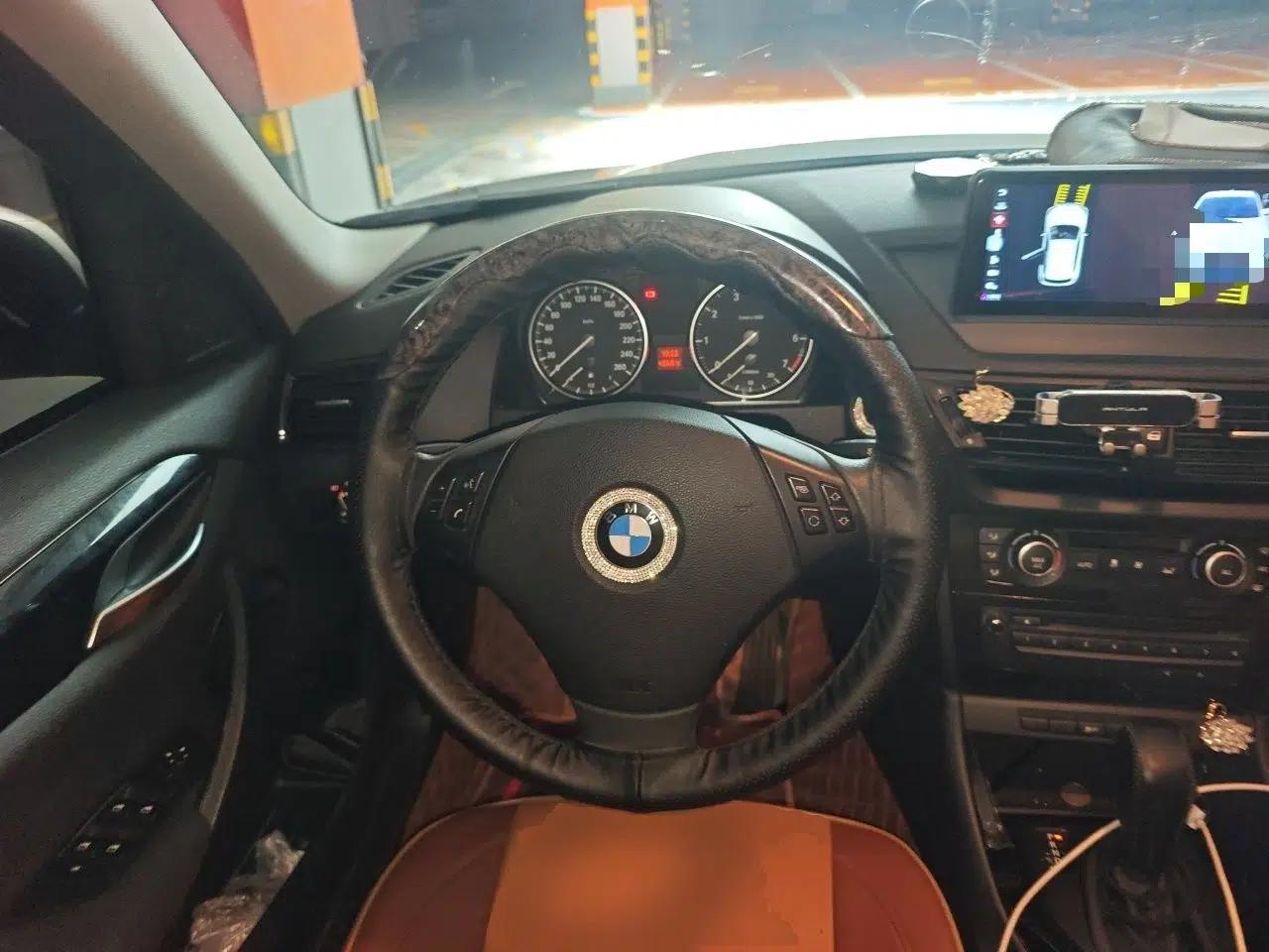 BMW X1 2013 sDrive18i Leading Model — миниатюра 10