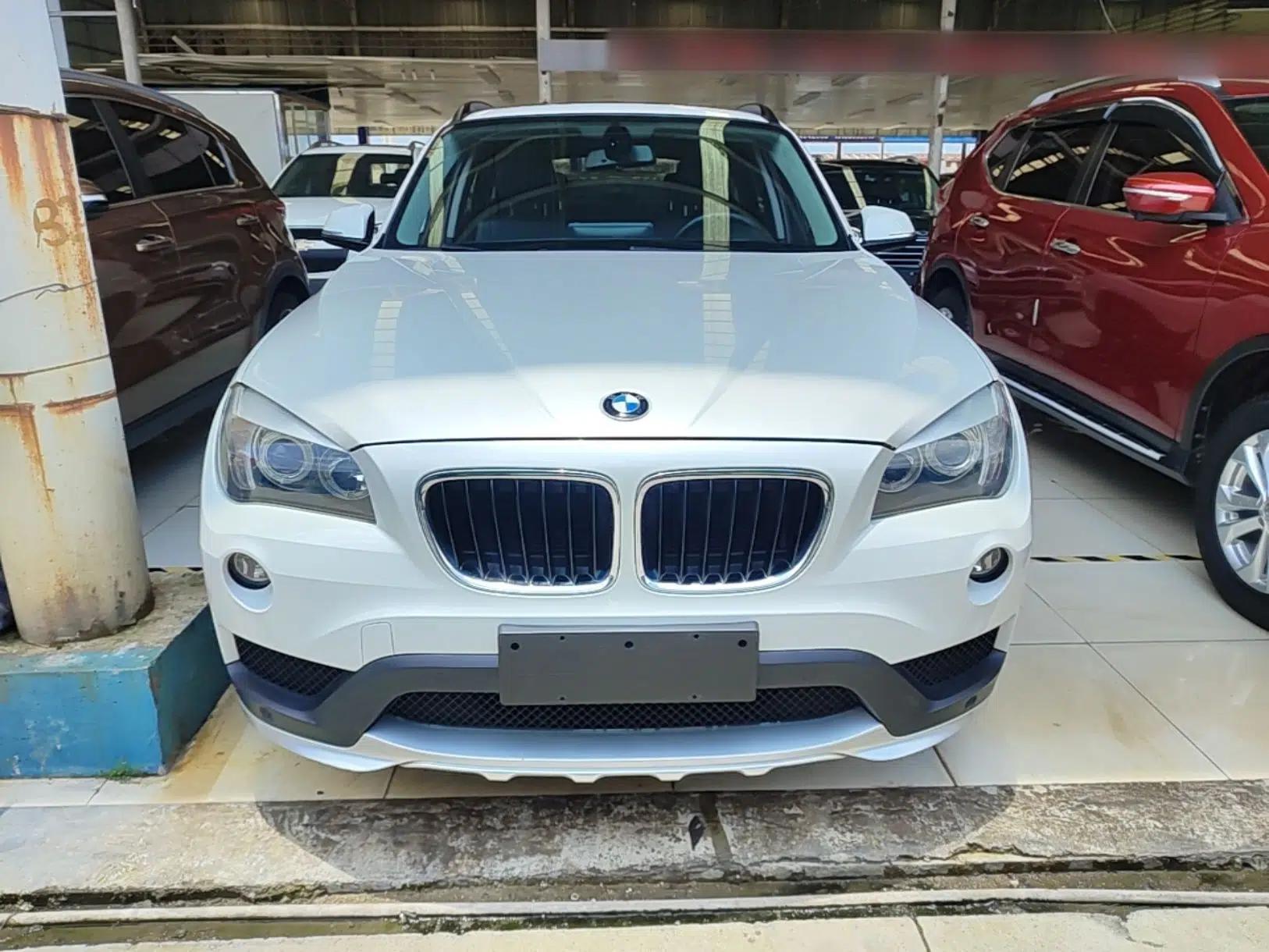 BMW X1 2015 sDrive18i Fashion Upgrade Edition — миниатюра 2