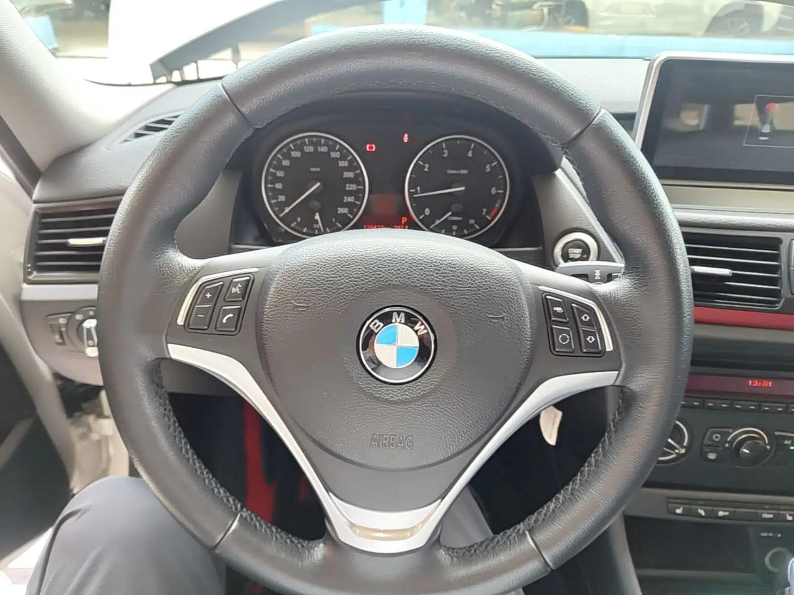 BMW X1 2015 sDrive18i Fashion Upgrade Edition — миниатюра 21