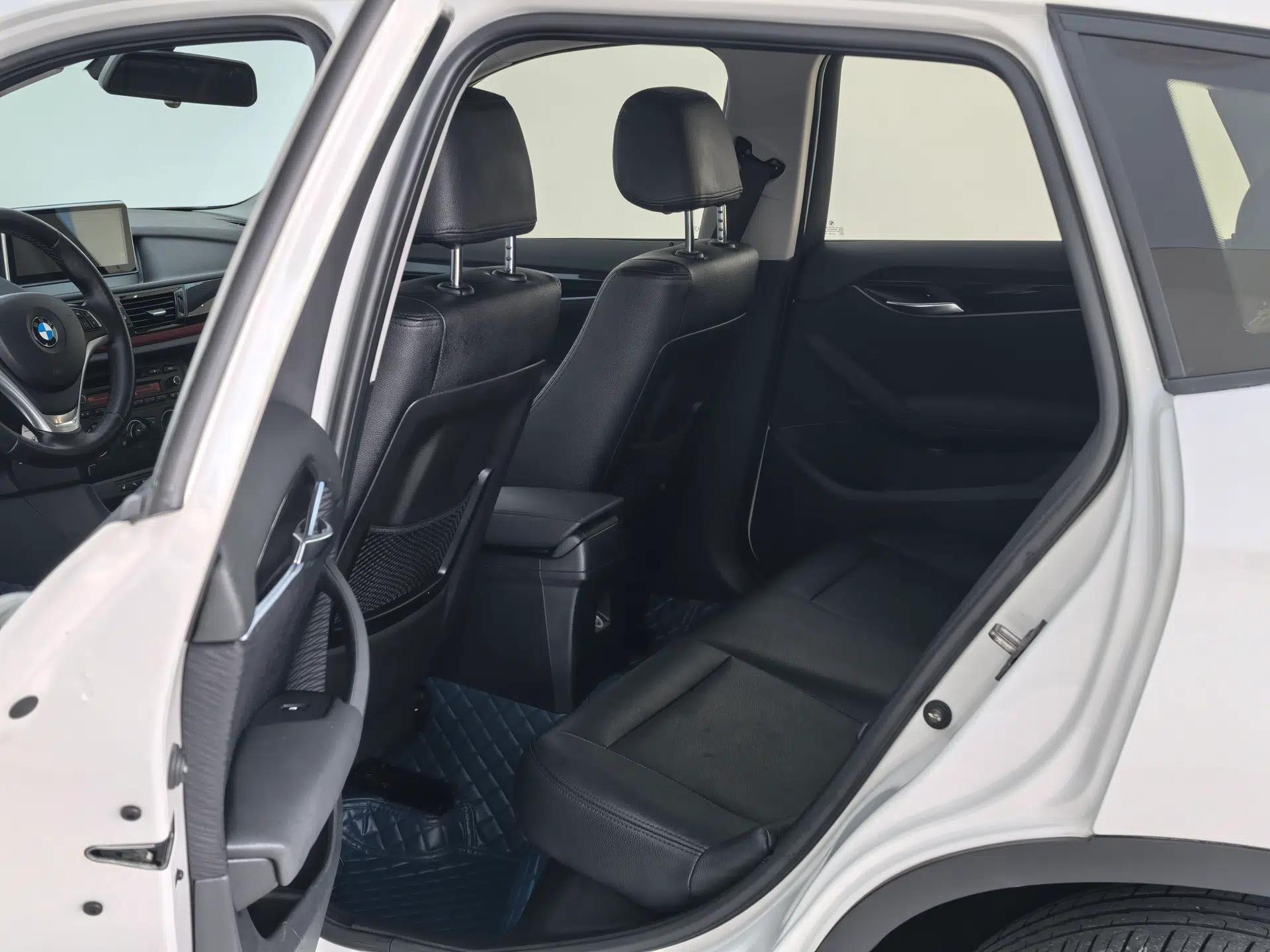 BMW X1 2015 sDrive18i Fashion Upgrade Edition — миниатюра 34