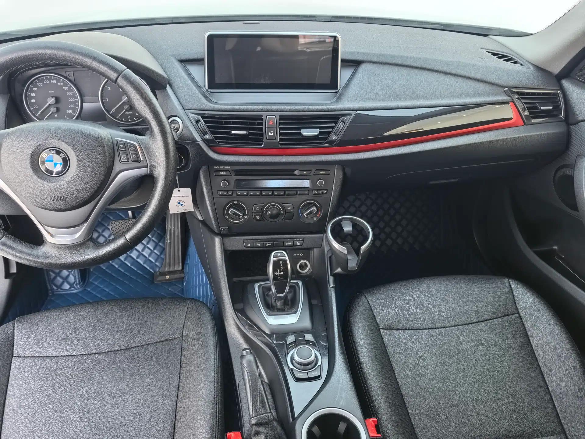 BMW X1 2015 sDrive18i Fashion Upgrade Edition — миниатюра 35