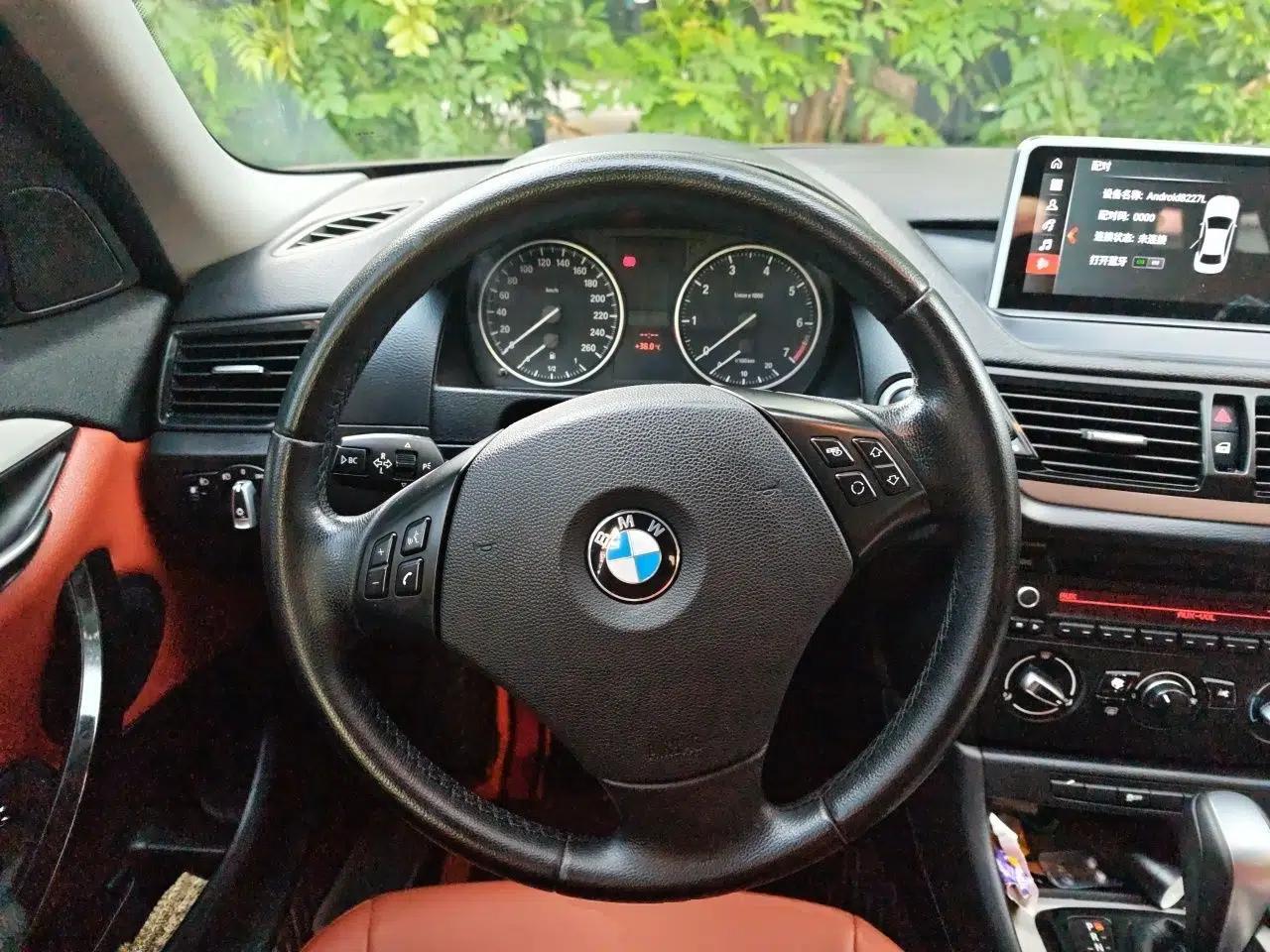 BMW X1 2013 sDrive18i Fashion Model — миниатюра 10