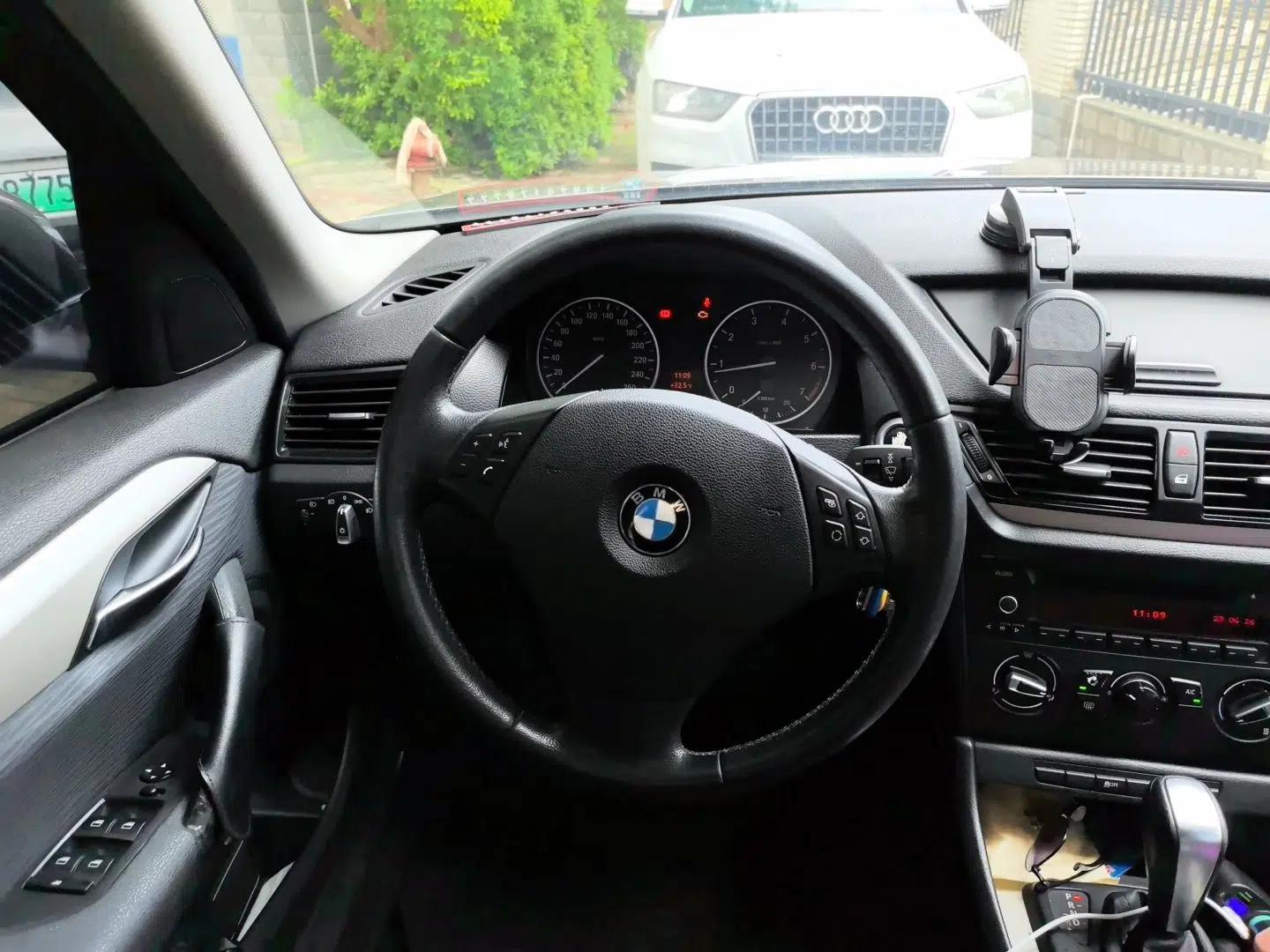 BMW X1 2013 sDrive18i Fashion Model — миниатюра 10