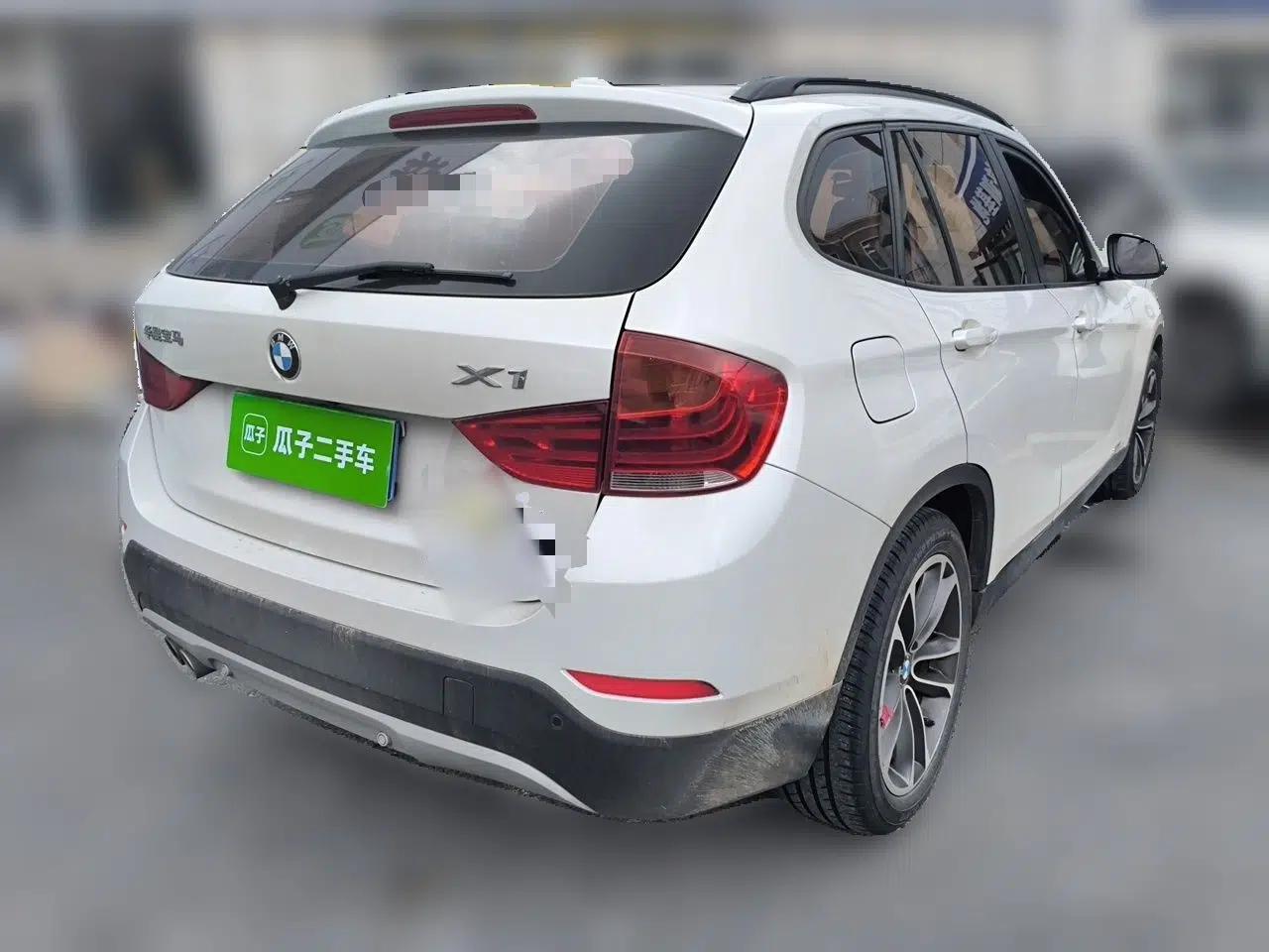 BMW X1 2015 sDrive18i Leading Edition — миниатюра 6