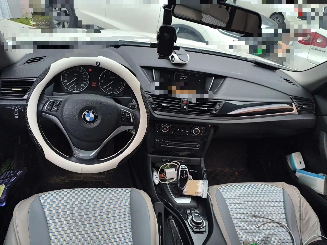 BMW X1 2015 sDrive18i Leading Edition — миниатюра 9