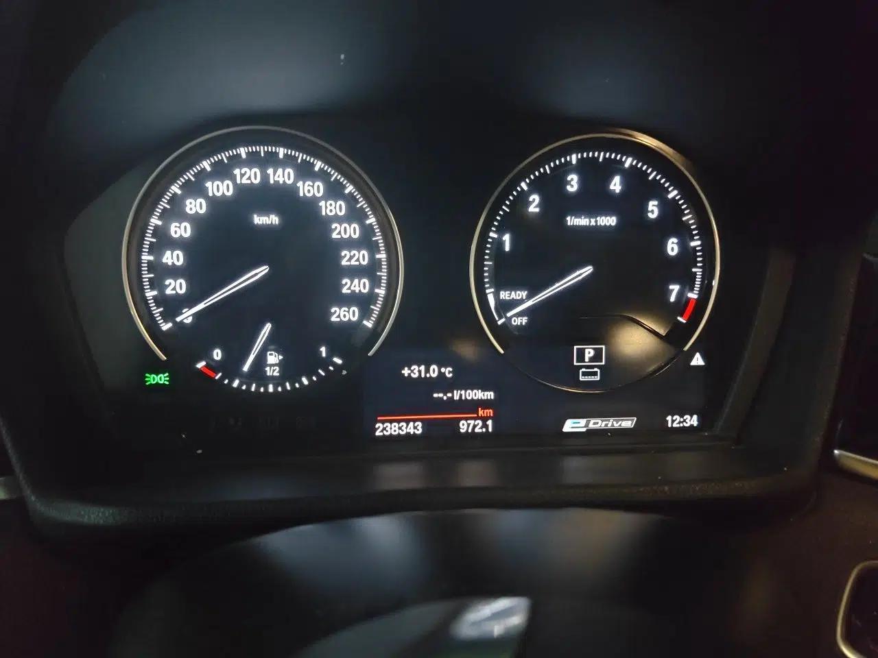 BMW X1 New Energy 2018 xDrive25Le Luxury Model — миниатюра 11