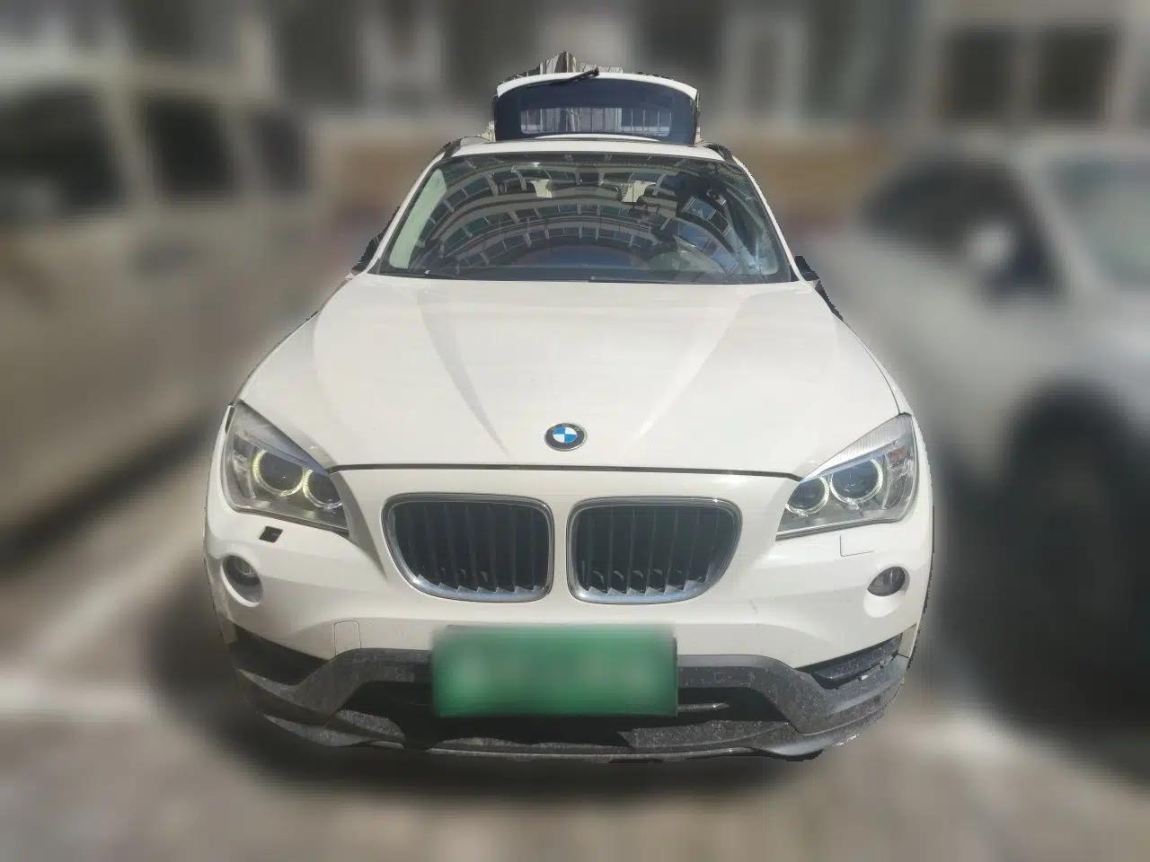 BMW X1 2014 xDrive20i Sports Design Package — миниатюра 2