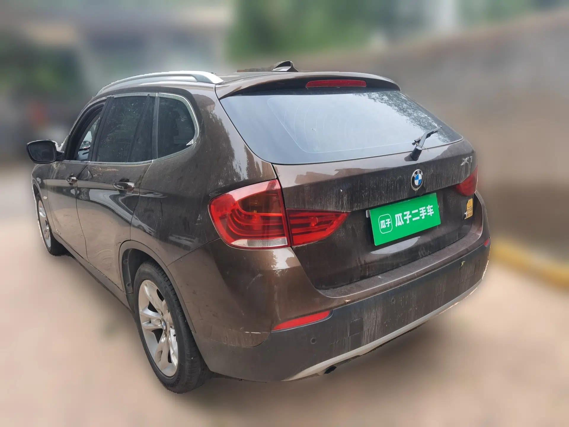 BMW X1 2012 xDrive20i Luxury Model — миниатюра 4