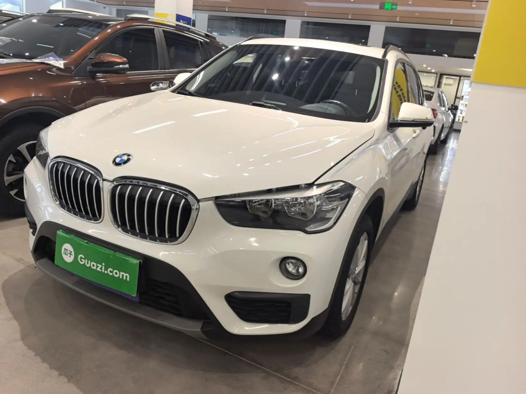 BMW X1 2019 sDrive18Li Fashion Model — миниатюра 1