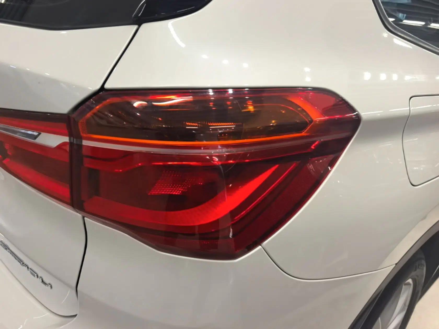 BMW X1 2019 sDrive18Li Fashion Model — миниатюра 9