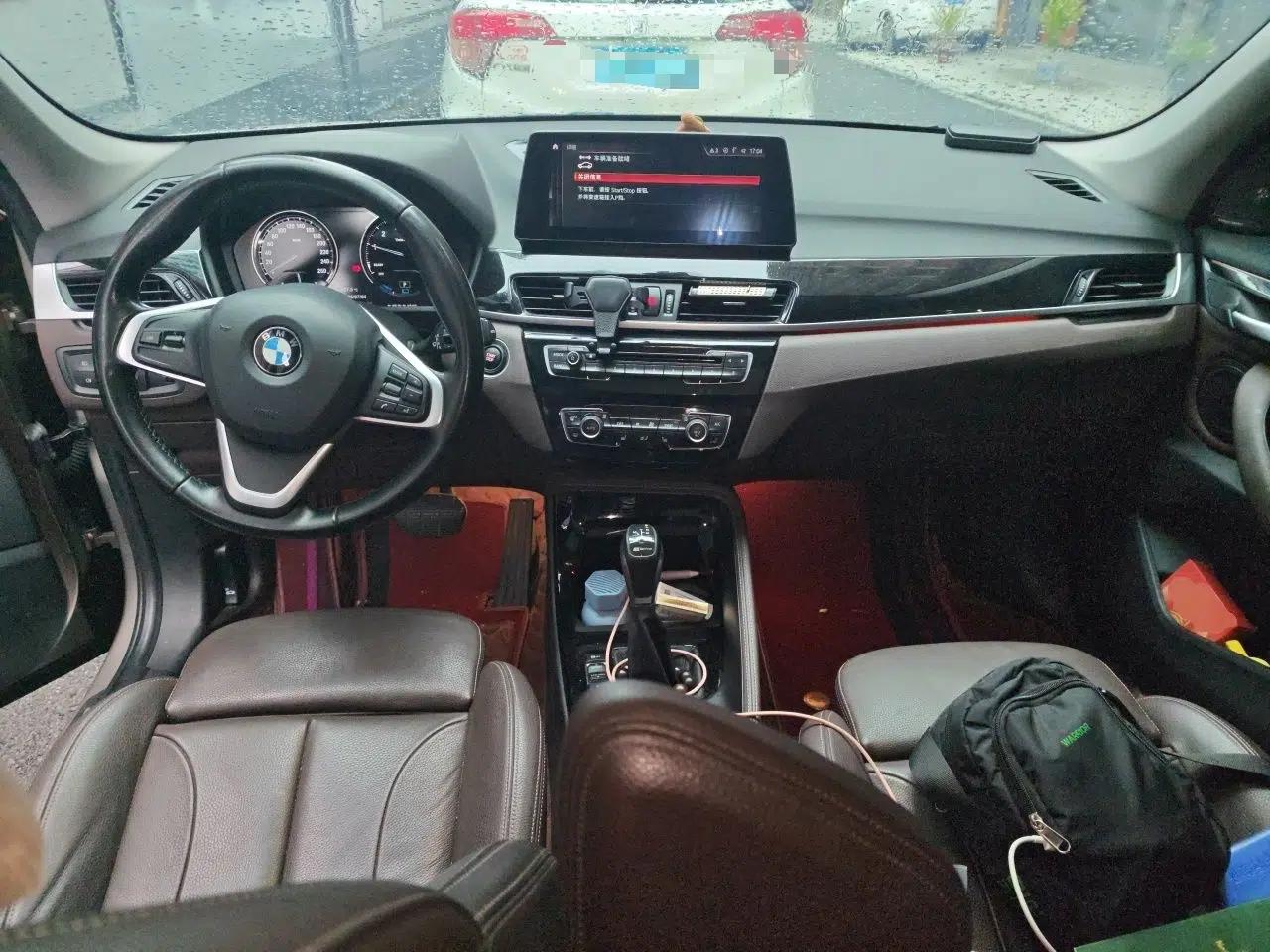 BMW X1 New Energy 2018 xDrive25Le Luxury Model — миниатюра 9