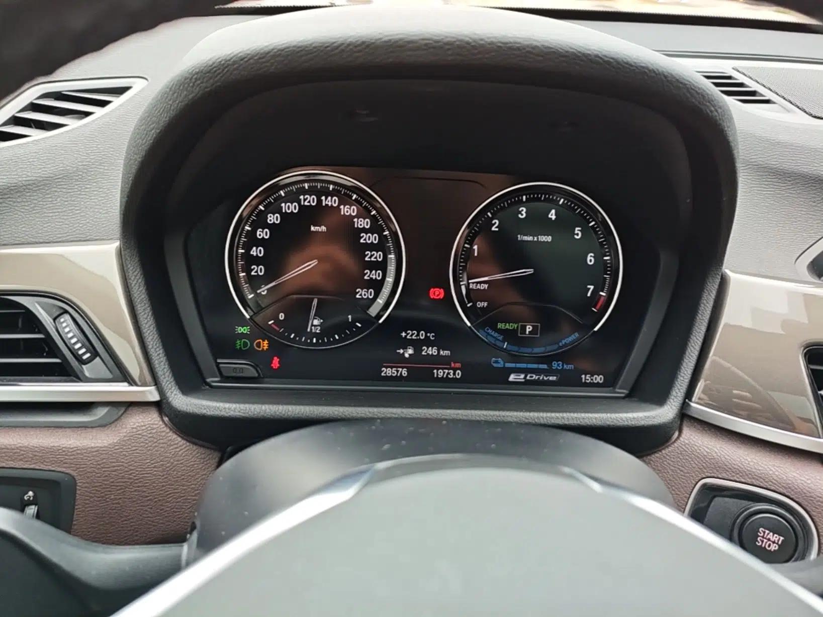 BMW X1 New Energy 2019 xDrive25Le Mileage Upgrade Version — миниатюра 19