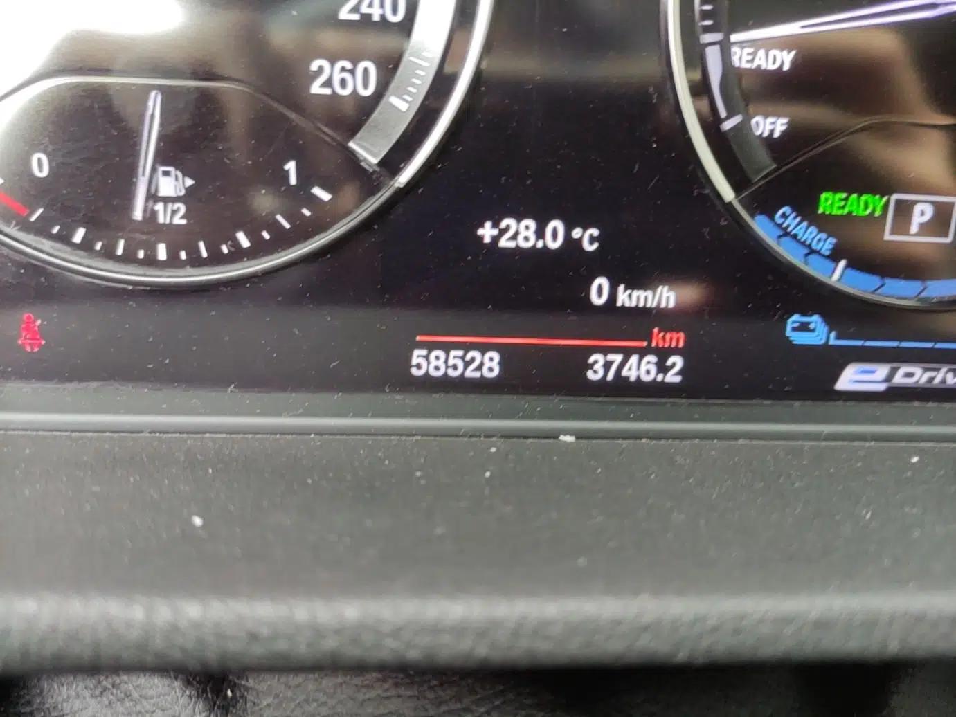BMW X1 New Energy 2019 xDrive25Le Mileage Upgrade Version — миниатюра 11