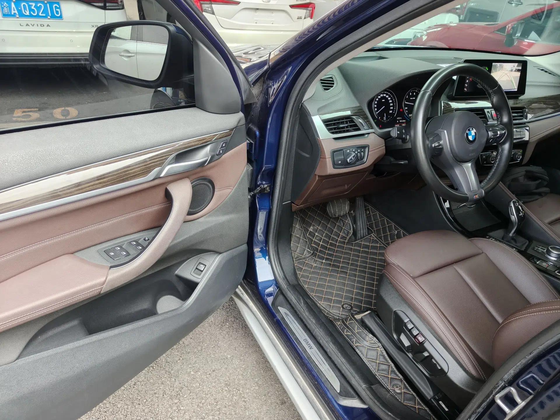 BMW X1 2020 xDrive25Li Luxury Edition — миниатюра 18