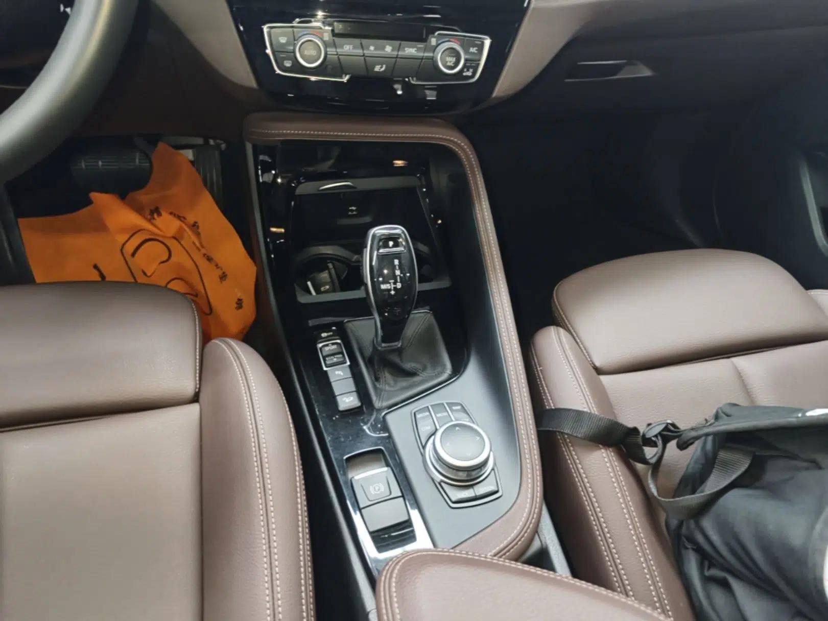 BMW X1 2020 xDrive25Li Luxury Edition — миниатюра 16