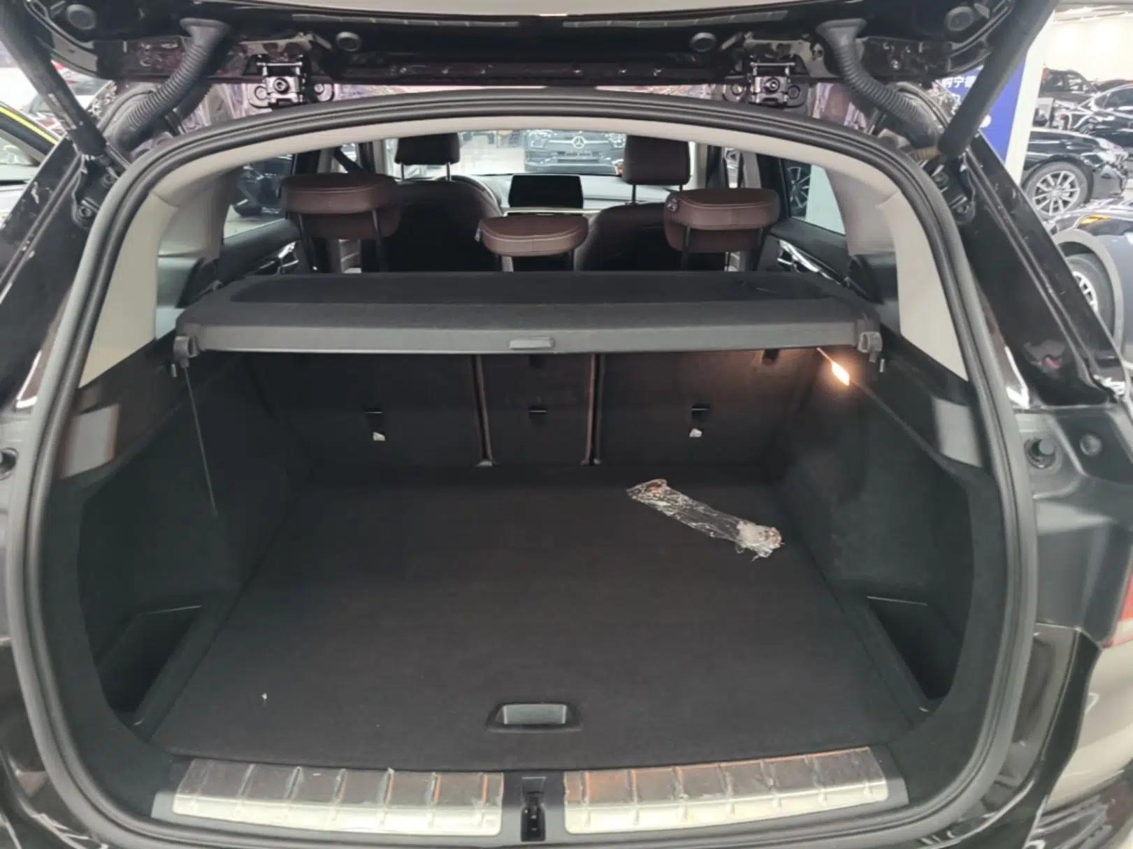BMW X1 2020 xDrive25Li Luxury Edition — миниатюра 22