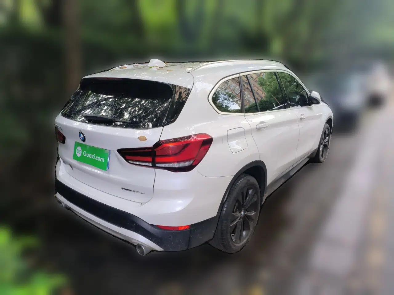 BMW X1 2021 sDrive20Li Fashion Model — миниатюра 6