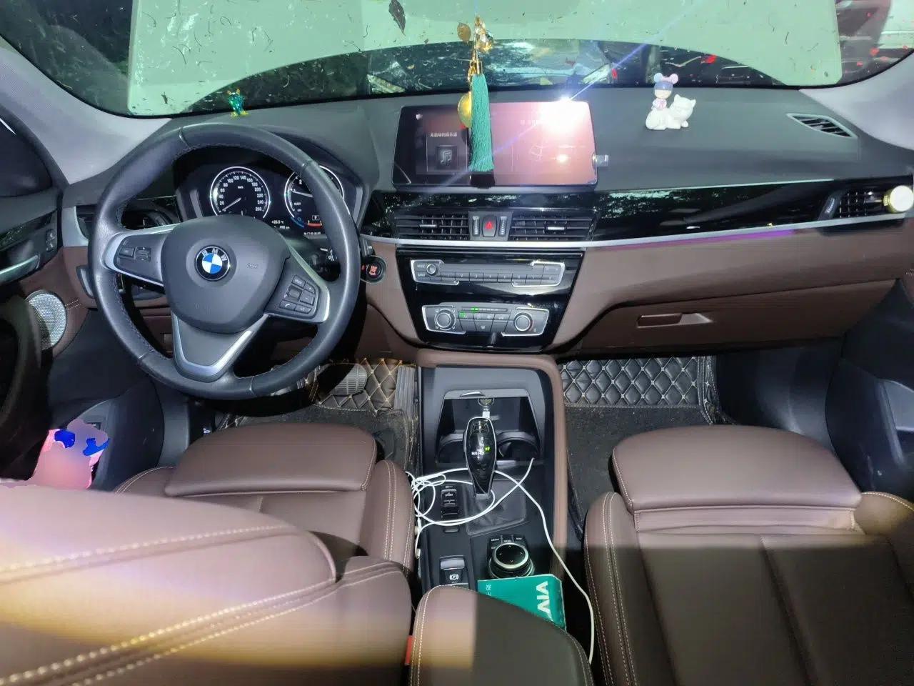 BMW X1 2021 sDrive20Li Fashion Model — миниатюра 9