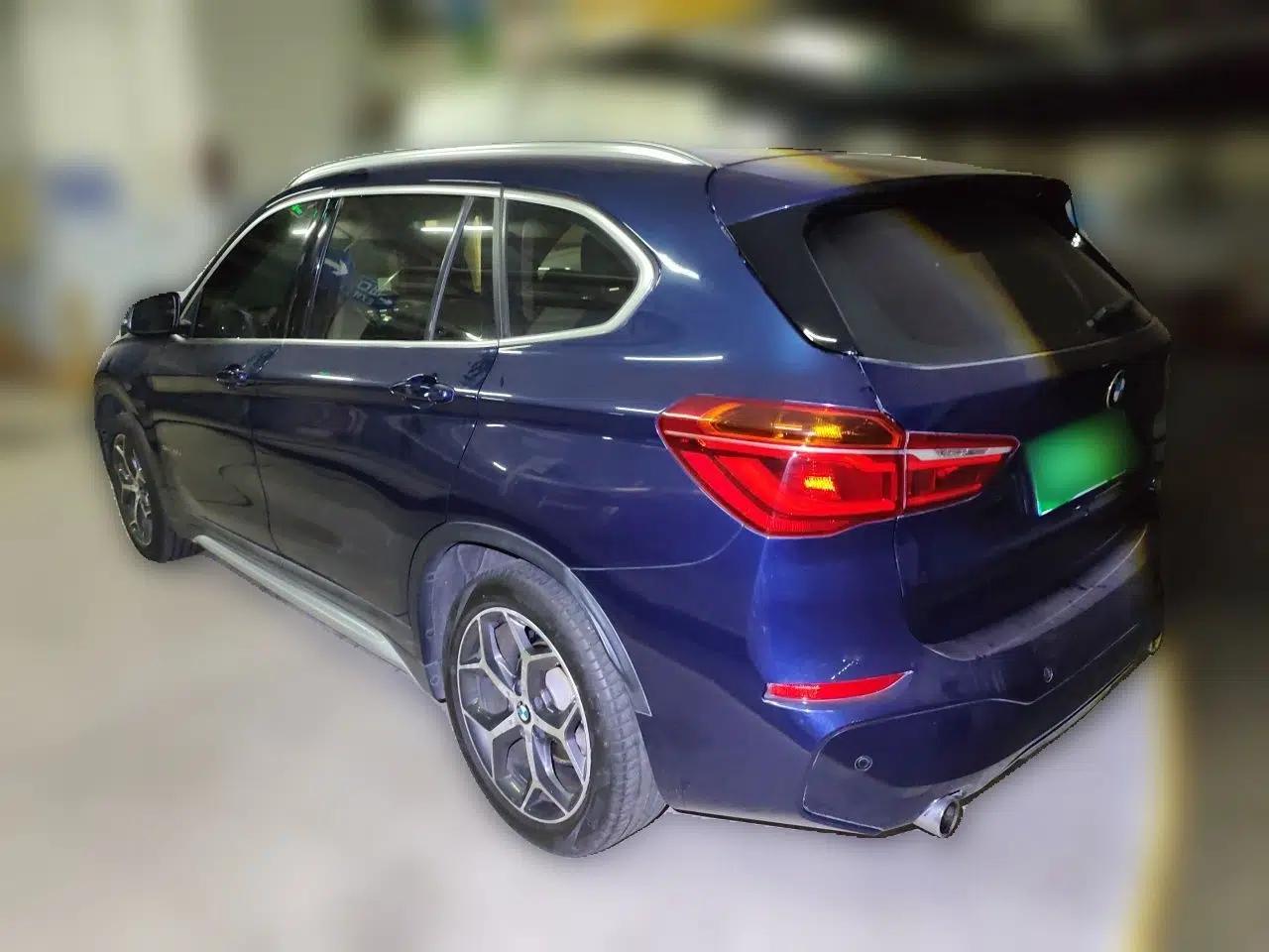 BMW X1 2018 xDrive20Li Luxury Model — миниатюра 4