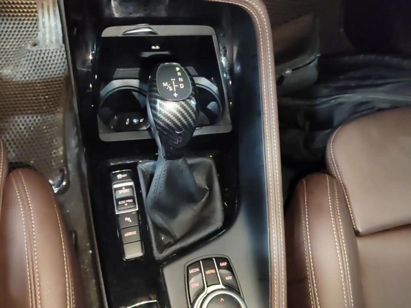 BMW X1 New Energy 2020 xDrive30Le Premium Edition — миниатюра 16