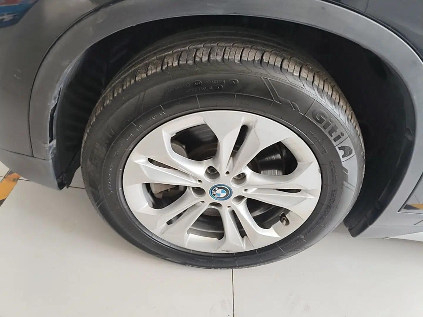 BMW X1 New Energy 2019 xDrive25Le Mileage Upgrade Version — миниатюра 10