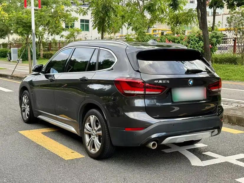 BMW X1 New Energy 2021 xDrive30Le Premium Edition — миниатюра 13