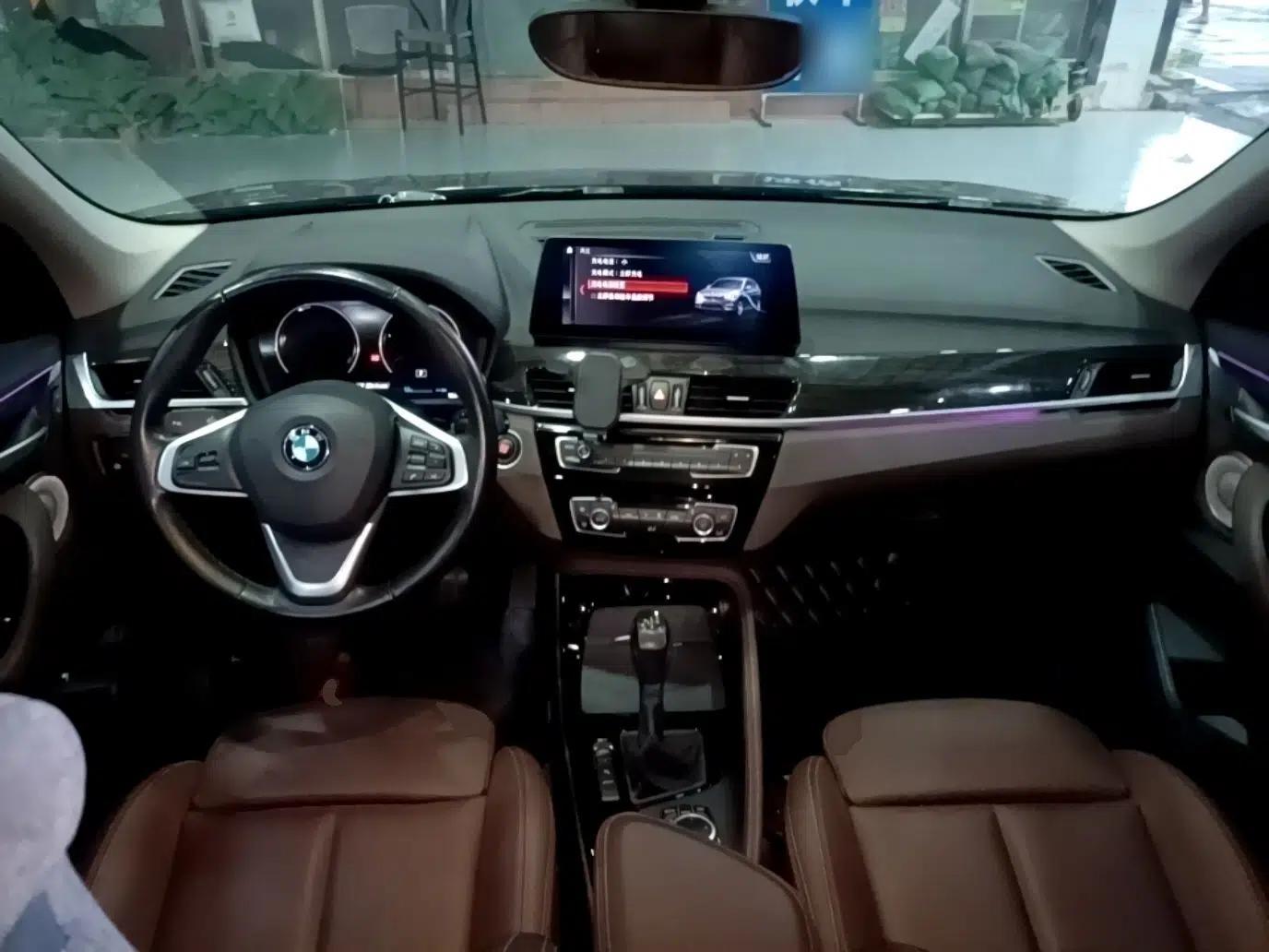 BMW X1 New Energy 2021 xDrive30Le Premium Edition — миниатюра 17