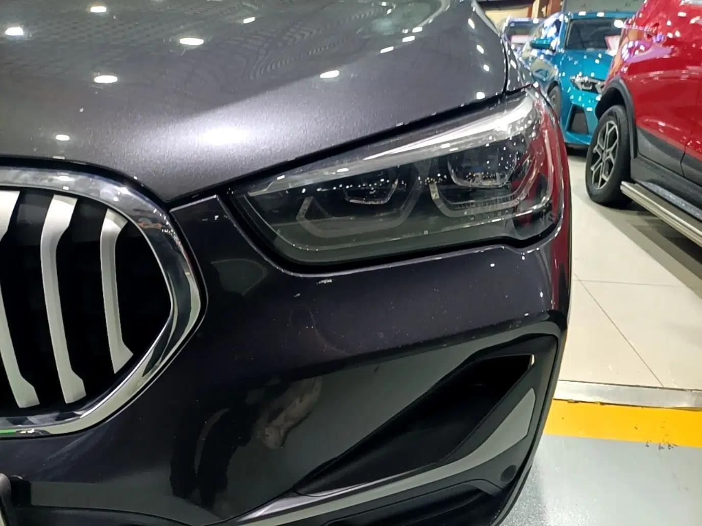 BMW X1 New Energy 2021 xDrive30Le Premium Edition — миниатюра 8