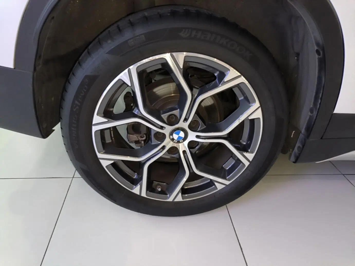 BMW X1 2021 sDrive20Li Premium Edition — миниатюра 11